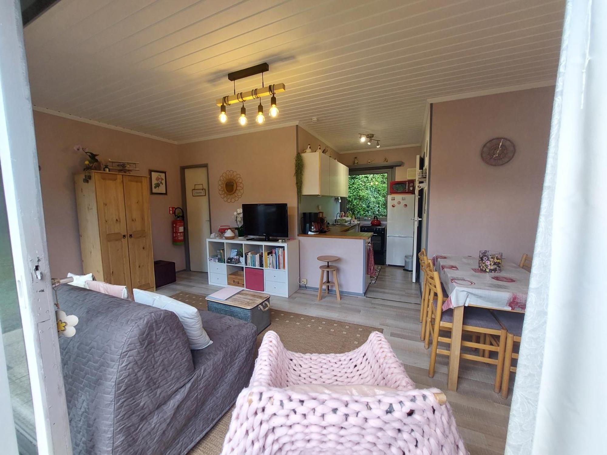 Le Petit Chalet - Bungalow Waulsort Buitenkant foto